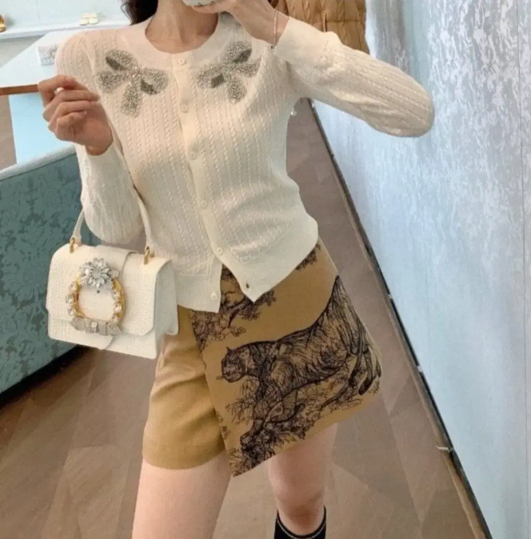 thumbnail-6
